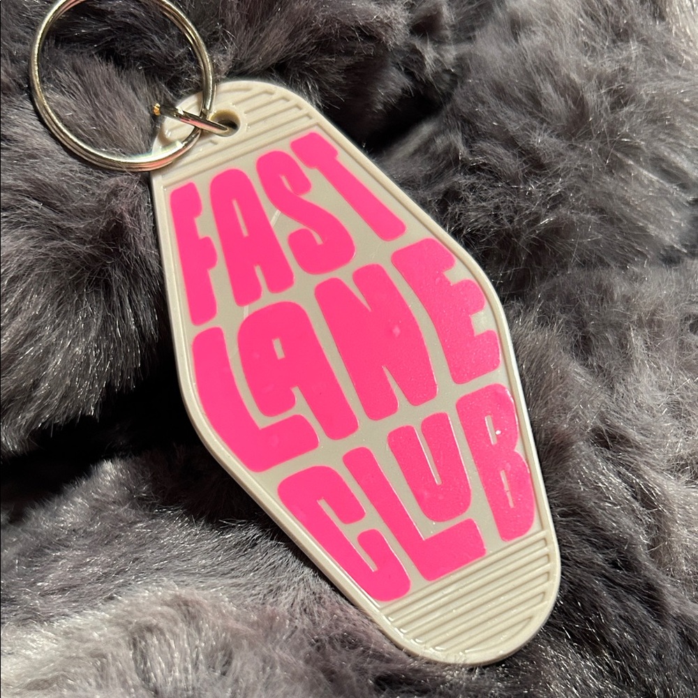 Keychain - Picture 1 of 3